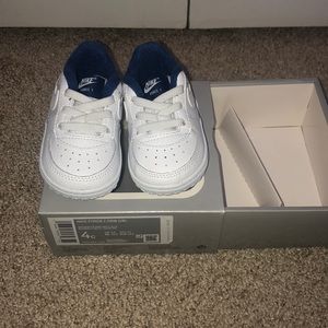 Nike Crib Shoe 4c